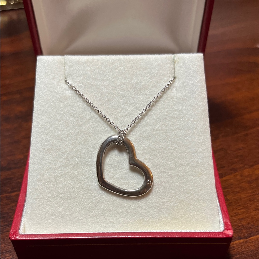 Silver heart necklace
